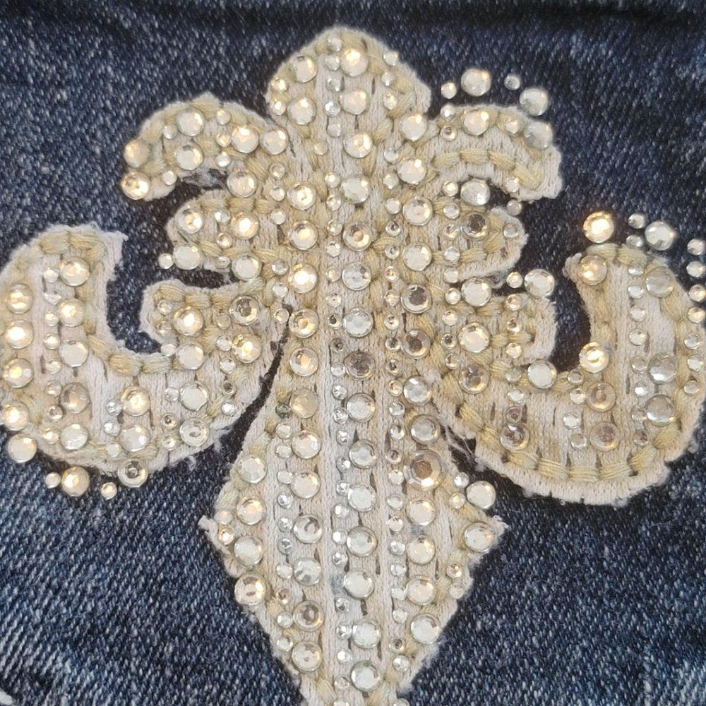 Red Rivet Embellished Jean Shorts - Picture 11 of 11